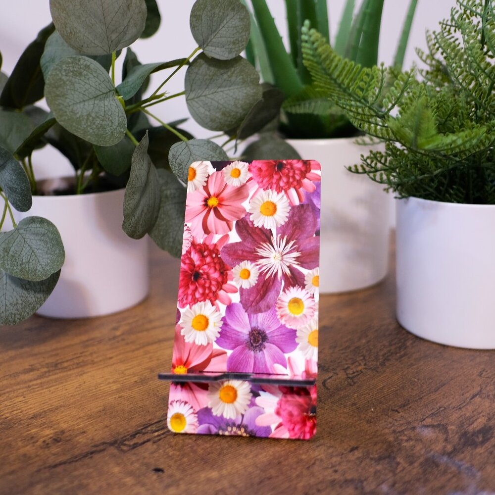 Handmade Cellphone Stand/Dock, flowers, floral, iphone, samsung, android, gift